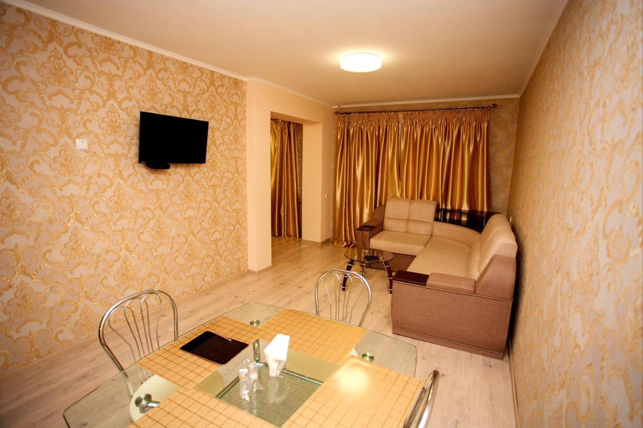 Poltava Luxury Apartments Almazniy Trade Center Exterior foto